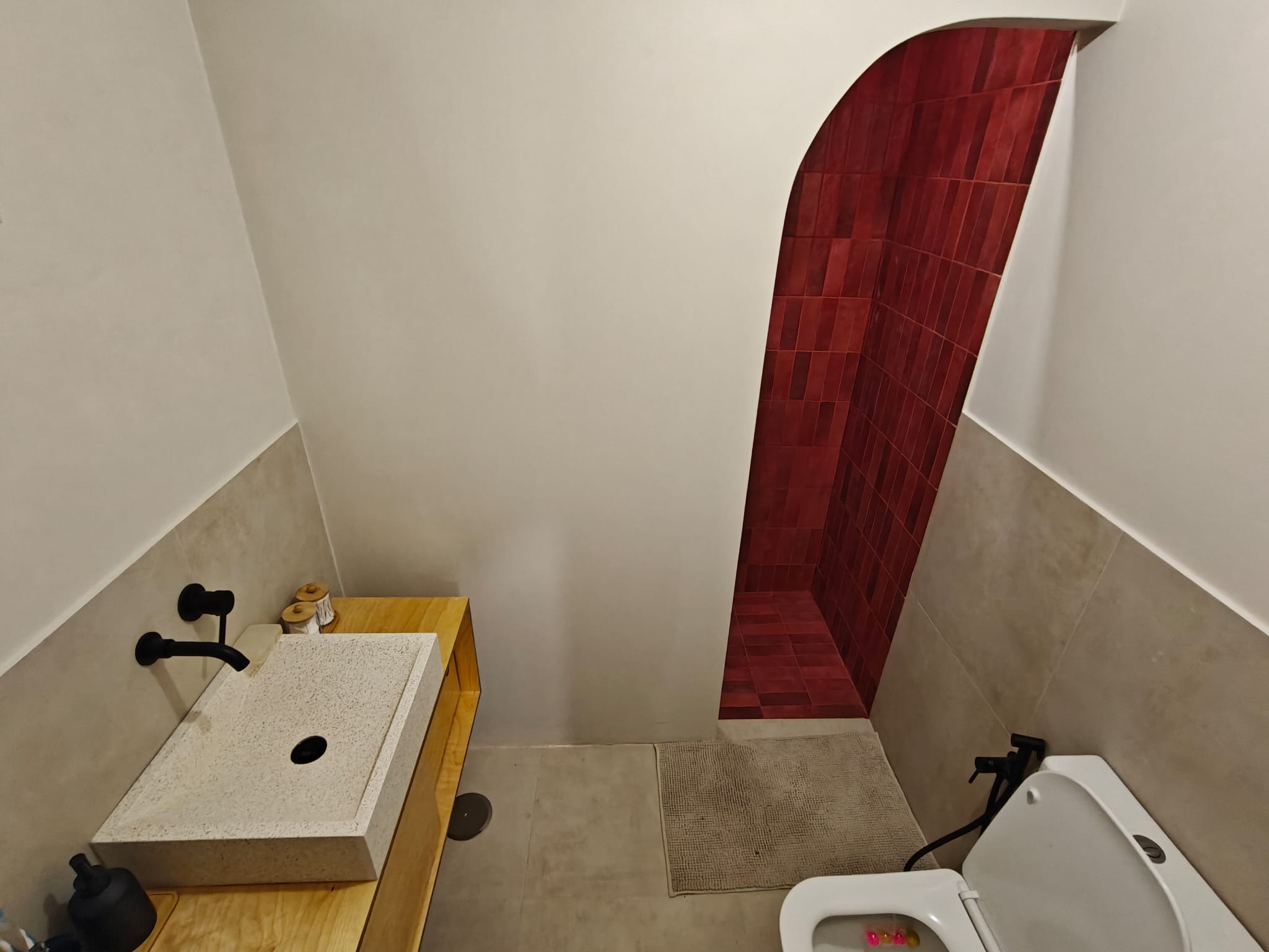 Renovação de Casa de Banho com chuveiro personalizado